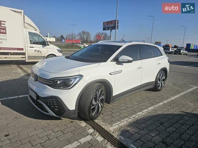 Белый Фольксваген ID.6 Crozz, объемом двигателя 0 л и пробегом 46 тыс. км за 27000 $, фото 2 на Automoto.ua