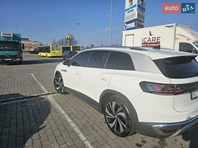 Белый Фольксваген ID.6 Crozz, объемом двигателя 0 л и пробегом 46 тыс. км за 27000 $, фото 9 на Automoto.ua