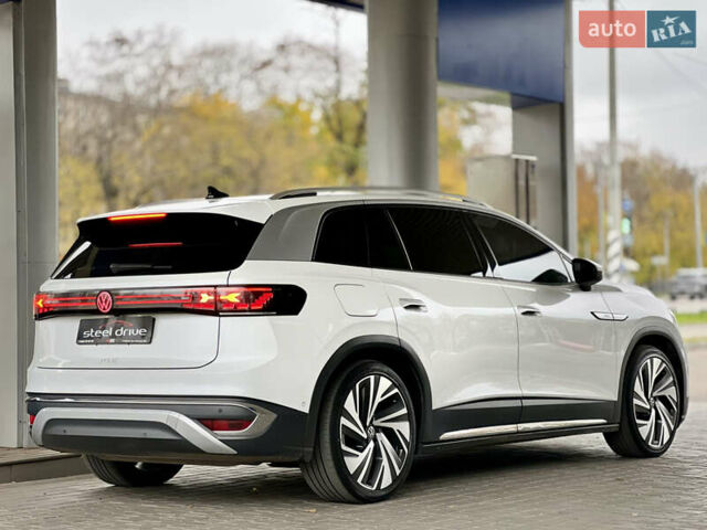 Белый Фольксваген ID.6 Crozz, объемом двигателя 0 л и пробегом 60 тыс. км за 28700 $, фото 3 на Automoto.ua