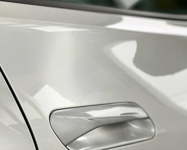 Белый Фольксваген ID.6 Crozz, объемом двигателя 0 л и пробегом 60 тыс. км за 28700 $, фото 7 на Automoto.ua