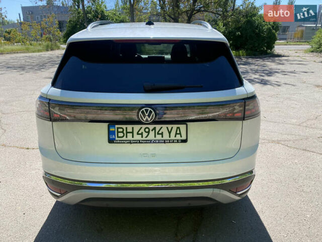 Белый Фольксваген ID.6 Crozz, объемом двигателя 0 л и пробегом 57 тыс. км за 28000 $, фото 7 на Automoto.ua