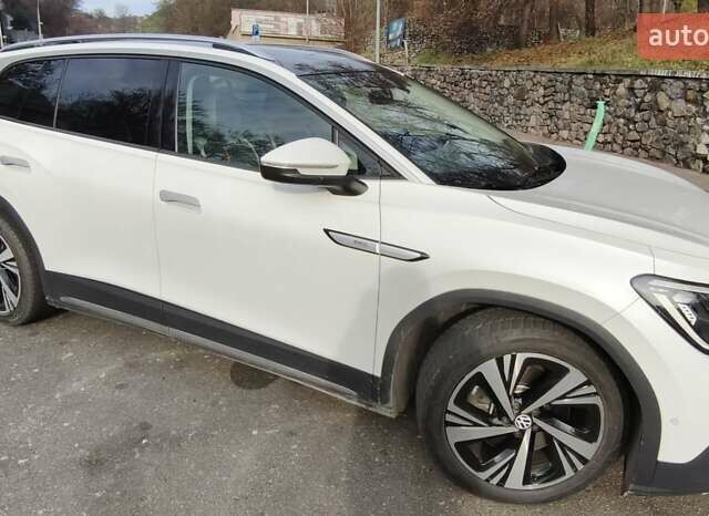 Белый Фольксваген ID.6 Crozz, объемом двигателя 0 л и пробегом 148 тыс. км за 24500 $, фото 3 на Automoto.ua