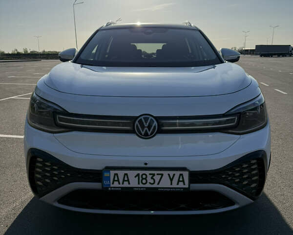 Білий Фольксваген ID.6 Crozz, об'ємом двигуна 0 л та пробігом 37 тис. км за 27000 $, фото 1 на Automoto.ua