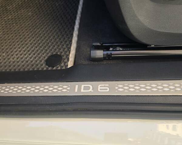 Белый Фольксваген ID.6 Crozz, объемом двигателя 0 л и пробегом 23 тыс. км за 29500 $, фото 66 на Automoto.ua
