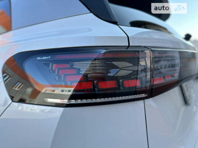 Белый Фольксваген ID.6 Crozz, объемом двигателя 0 л и пробегом 41 тыс. км за 34000 $, фото 19 на Automoto.ua