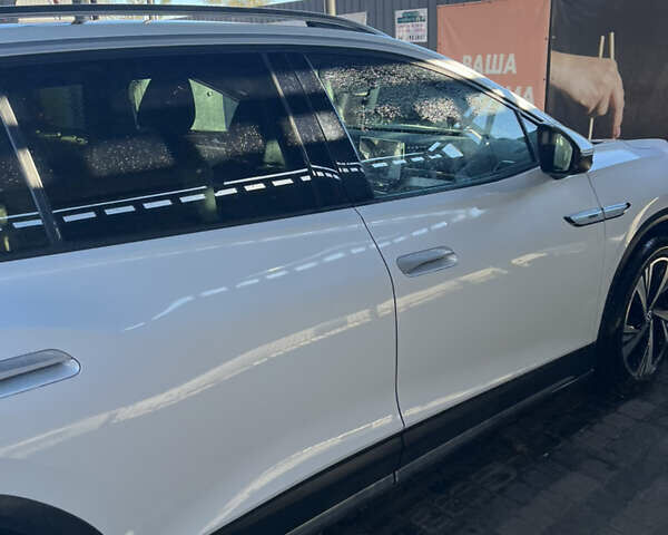 Белый Фольксваген ID.6 Crozz, объемом двигателя 0 л и пробегом 18 тыс. км за 26700 $, фото 9 на Automoto.ua