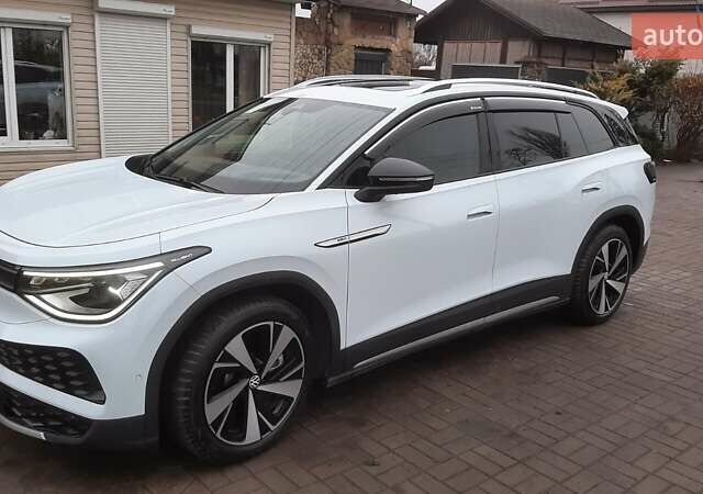 Білий Фольксваген ID.6 Crozz, об'ємом двигуна 0 л та пробігом 25 тис. км за 32000 $, фото 5 на Automoto.ua