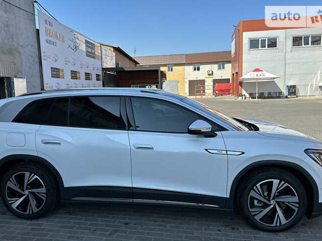 Белый Фольксваген ID.6 Crozz, объемом двигателя 0 л и пробегом 41 тыс. км за 34000 $, фото 4 на Automoto.ua