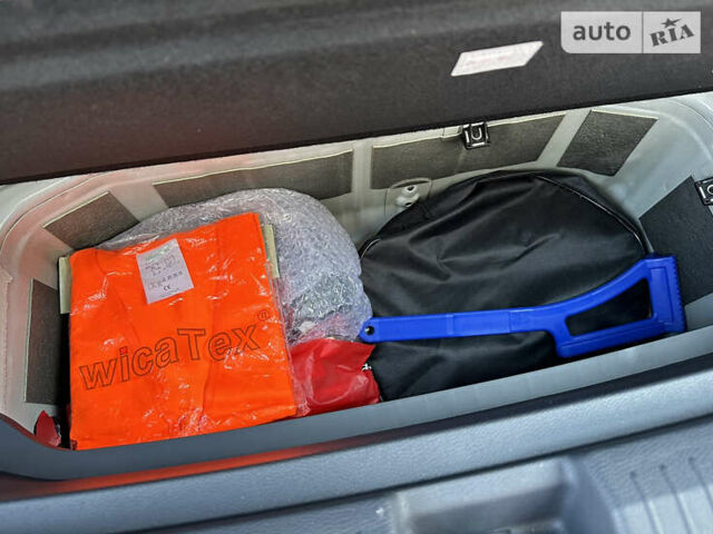 Белый Фольксваген ID.6 Crozz, объемом двигателя 0 л и пробегом 41 тыс. км за 34000 $, фото 84 на Automoto.ua