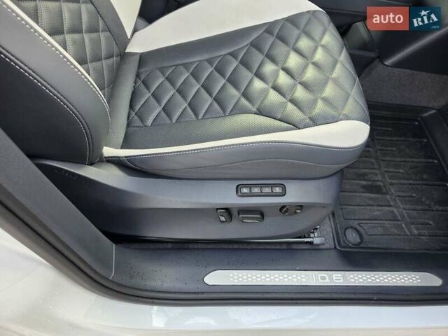 Белый Фольксваген ID.6 Crozz, объемом двигателя 0 л и пробегом 25 тыс. км за 31500 $, фото 14 на Automoto.ua