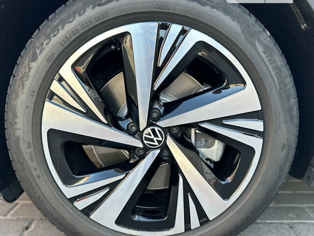 Белый Фольксваген ID.6 Crozz, объемом двигателя 0 л и пробегом 41 тыс. км за 34000 $, фото 88 на Automoto.ua