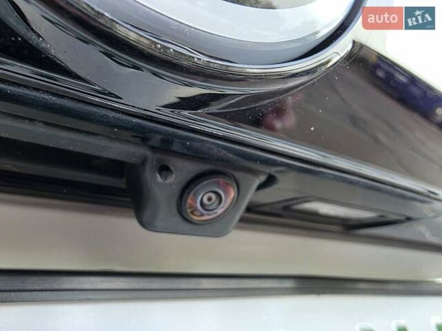 Белый Фольксваген ID.6 Crozz, объемом двигателя 0 л и пробегом 25 тыс. км за 31500 $, фото 10 на Automoto.ua