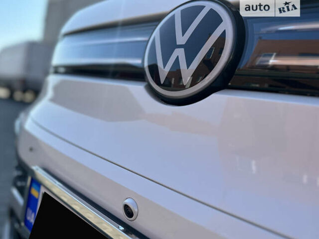 Белый Фольксваген ID.6 Crozz, объемом двигателя 0 л и пробегом 41 тыс. км за 34000 $, фото 13 на Automoto.ua