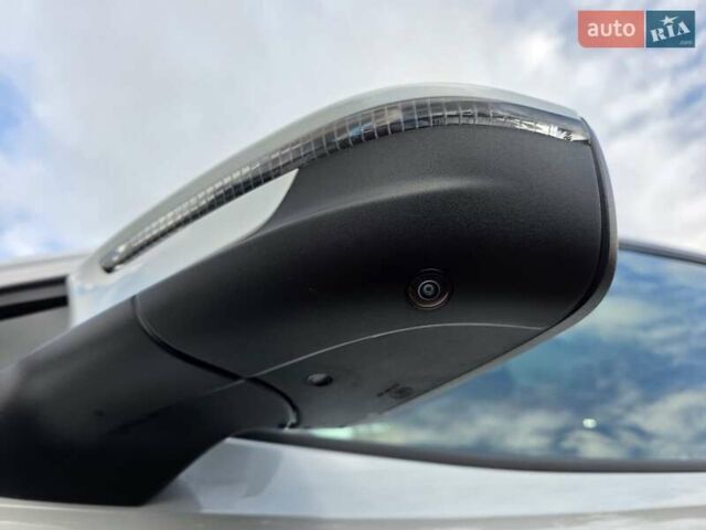 Белый Фольксваген ID.6 Crozz, объемом двигателя 0 л и пробегом 25 тыс. км за 31500 $, фото 15 на Automoto.ua