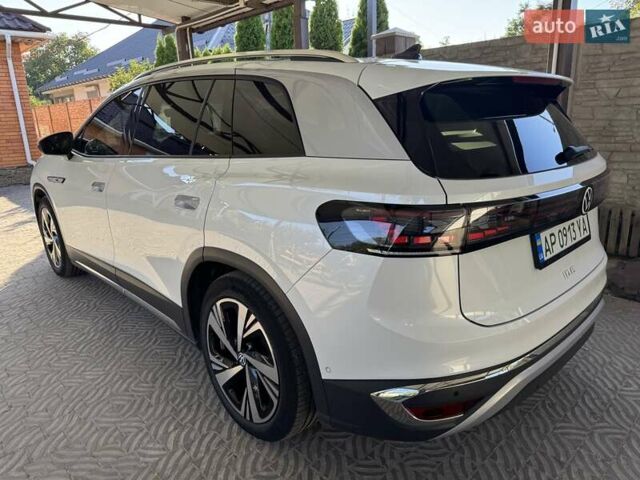 Белый Фольксваген ID.6 Crozz, объемом двигателя 0 л и пробегом 23 тыс. км за 32000 $, фото 3 на Automoto.ua