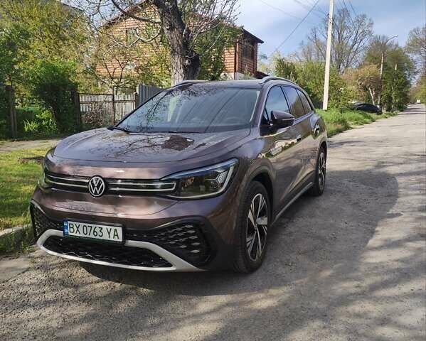 Фіолетовий Фольксваген ID.6 Crozz, об'ємом двигуна 0 л та пробігом 65 тис. км за 26000 $, фото 9 на Automoto.ua