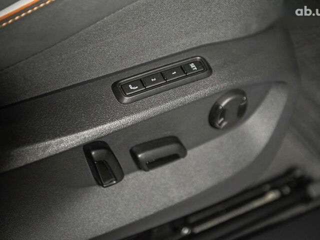 Фольксваген ID.6 Crozz, объемом двигателя 0 л и пробегом 28 тыс. км за 28200 $, фото 23 на Automoto.ua