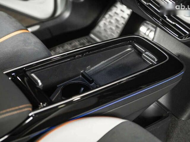 Фольксваген ID.6 Crozz, объемом двигателя 0 л и пробегом 28 тыс. км за 28200 $, фото 24 на Automoto.ua