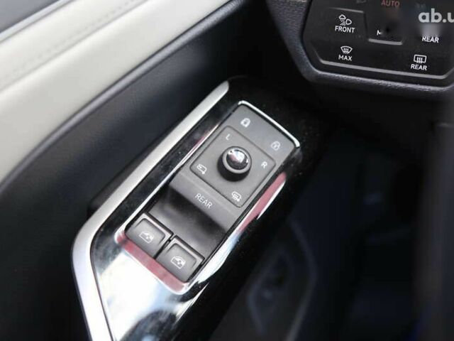 Фольксваген ID.6 Crozz, об'ємом двигуна 0 л та пробігом 56 тис. км за 29500 $, фото 27 на Automoto.ua