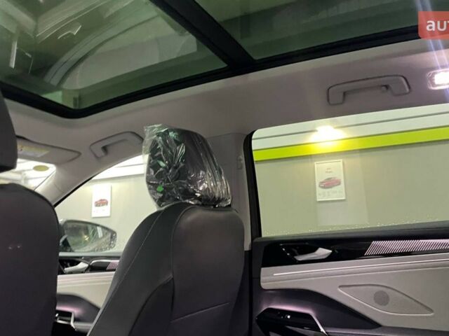 купить новое авто Фольксваген ID.6 Crozz 2024 года от официального дилера E-SKM ZOO Фольксваген фото