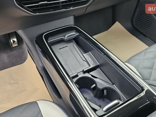 купить новое авто Фольксваген ID.6 Crozz 2024 года от официального дилера Максим Путрівка Фольксваген фото