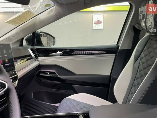 купить новое авто Фольксваген ID.6 Crozz 2024 года от официального дилера E-SKM ZOO Фольксваген фото