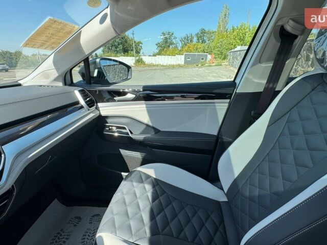 купить новое авто Фольксваген ID.6 Crozz 2024 года от официального дилера E-SKM ZOO Фольксваген фото