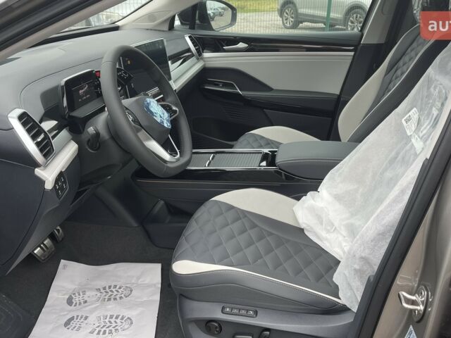 купить новое авто Фольксваген ID.6 Crozz 2024 года от официального дилера Максим Путрівка Фольксваген фото