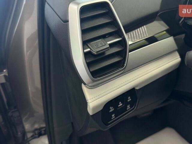 купить новое авто Фольксваген ID.6 Crozz 2024 года от официального дилера E-SKM Фольксваген фото