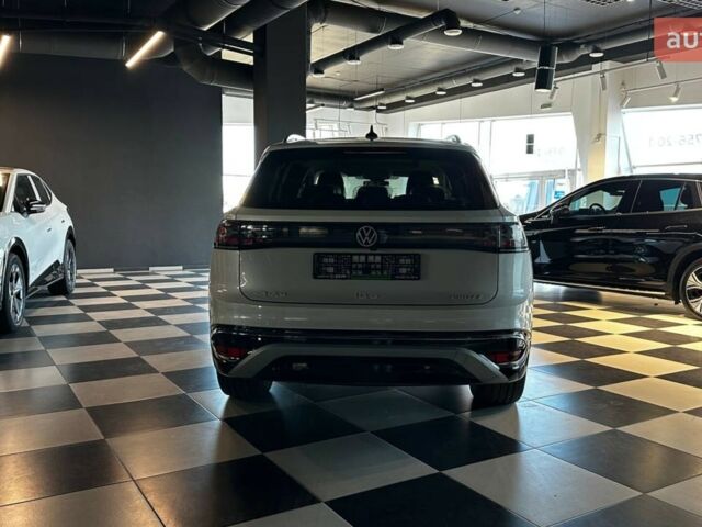 купить новое авто Фольксваген ID.6 Crozz 2024 года от официального дилера Олег Львів Фольксваген фото