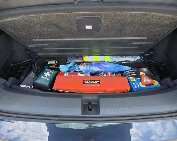 Синій Фольксваген ID.6 Crozz, об'ємом двигуна 0 л та пробігом 22 тис. км за 34500 $, фото 14 на Automoto.ua