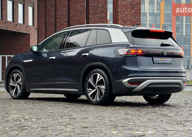 Синий Фольксваген ID.6 Crozz, объемом двигателя 0 л и пробегом 76 тыс. км за 26500 $, фото 5 на Automoto.ua