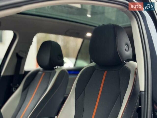 Синий Фольксваген ID.6 Crozz, объемом двигателя 0 л и пробегом 61 тыс. км за 29500 $, фото 13 на Automoto.ua