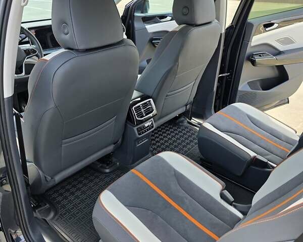 Синій Фольксваген ID.6 Crozz, об'ємом двигуна 0 л та пробігом 22 тис. км за 34500 $, фото 26 на Automoto.ua