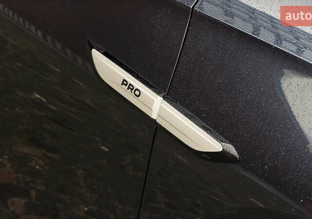 Синий Фольксваген ID.6 Crozz, объемом двигателя 0 л и пробегом 76 тыс. км за 26500 $, фото 7 на Automoto.ua