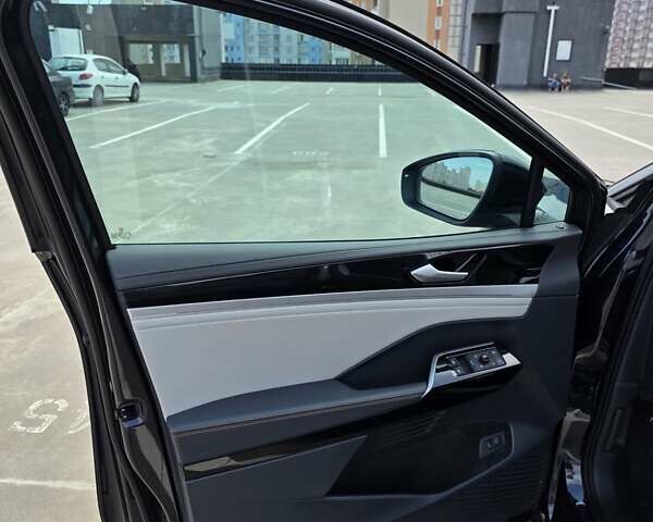 Синій Фольксваген ID.6 Crozz, об'ємом двигуна 0 л та пробігом 22 тис. км за 34500 $, фото 22 на Automoto.ua