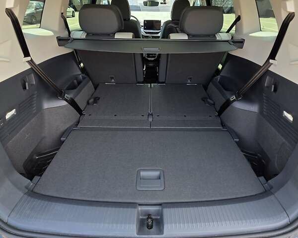 Синій Фольксваген ID.6 Crozz, об'ємом двигуна 0 л та пробігом 22 тис. км за 34500 $, фото 18 на Automoto.ua