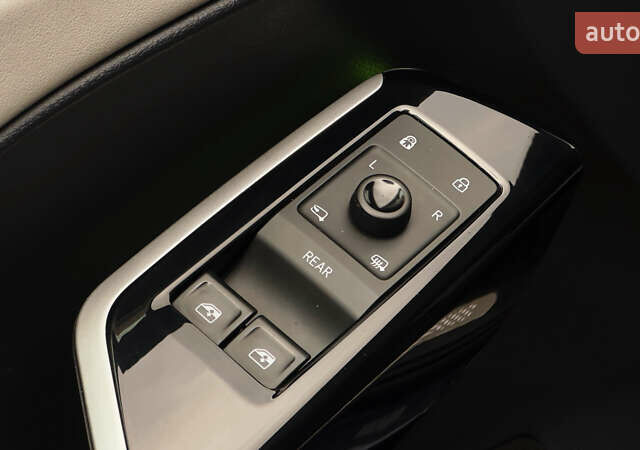 Синий Фольксваген ID.6 Crozz, объемом двигателя 0 л и пробегом 76 тыс. км за 26500 $, фото 12 на Automoto.ua