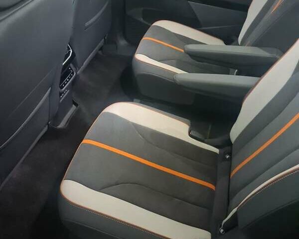 Синій Фольксваген ID.6 Crozz, об'ємом двигуна 0 л та пробігом 28 тис. км за 28500 $, фото 5 на Automoto.ua
