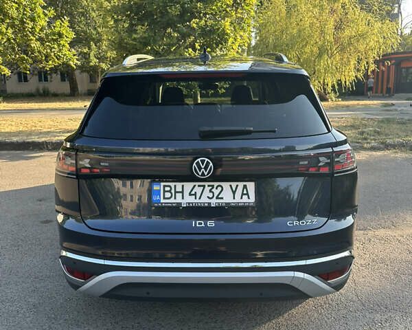Синий Фольксваген ID.6 Crozz, объемом двигателя 0 л и пробегом 50 тыс. км за 28600 $, фото 4 на Automoto.ua