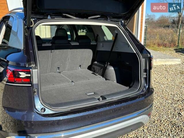 Синий Фольксваген ID.6 Crozz, объемом двигателя 0 л и пробегом 57 тыс. км за 25500 $, фото 16 на Automoto.ua