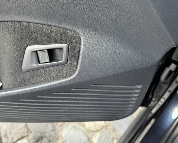 Синий Фольксваген ID.6 Crozz, объемом двигателя 0 л и пробегом 39 тыс. км за 27500 $, фото 31 на Automoto.ua