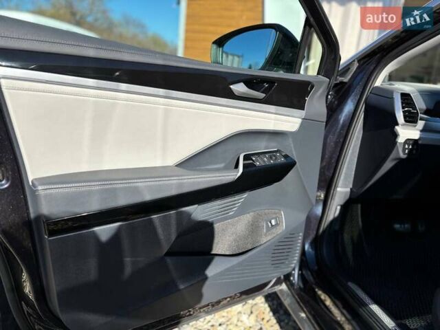 Синий Фольксваген ID.6 Crozz, объемом двигателя 0 л и пробегом 57 тыс. км за 25500 $, фото 66 на Automoto.ua