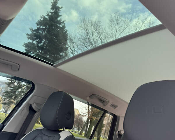 Синий Фольксваген ID.6 Crozz, объемом двигателя 0 л и пробегом 39 тыс. км за 27500 $, фото 36 на Automoto.ua