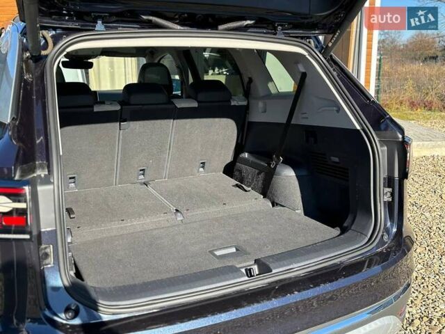 Синий Фольксваген ID.6 Crozz, объемом двигателя 0 л и пробегом 57 тыс. км за 25500 $, фото 15 на Automoto.ua