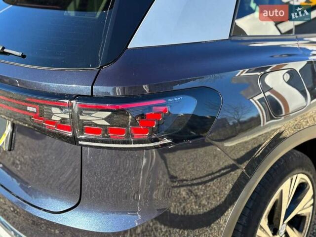 Синий Фольксваген ID.6 Crozz, объемом двигателя 0 л и пробегом 57 тыс. км за 25500 $, фото 18 на Automoto.ua