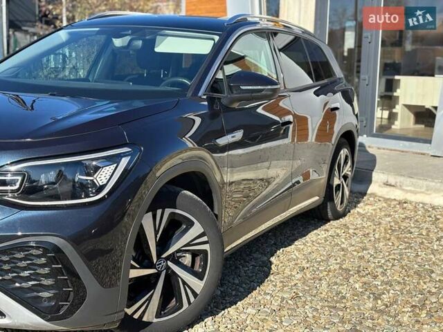 Синий Фольксваген ID.6 Crozz, объемом двигателя 0 л и пробегом 57 тыс. км за 25500 $, фото 3 на Automoto.ua