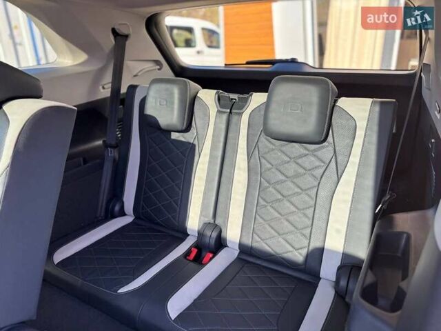 Синий Фольксваген ID.6 Crozz, объемом двигателя 0 л и пробегом 57 тыс. км за 25500 $, фото 38 на Automoto.ua