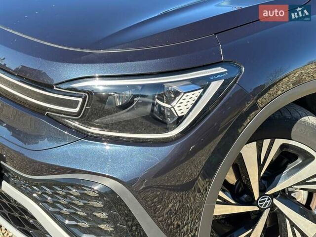 Синий Фольксваген ID.6 Crozz, объемом двигателя 0 л и пробегом 57 тыс. км за 25500 $, фото 4 на Automoto.ua