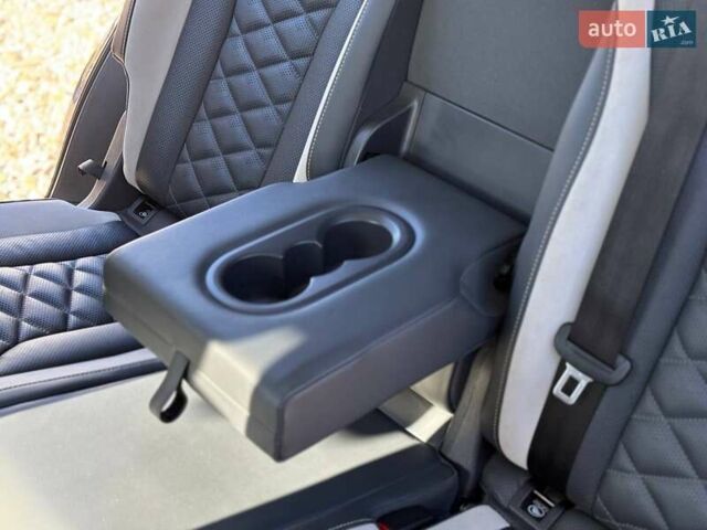 Синий Фольксваген ID.6 Crozz, объемом двигателя 0 л и пробегом 57 тыс. км за 25500 $, фото 31 на Automoto.ua